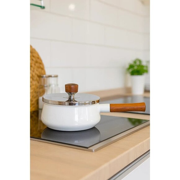 Dansk Købenstyle White Enameled Carbon Steel Saucepan With Lid Wooden Handle 2Qt - Picture 1 of 11